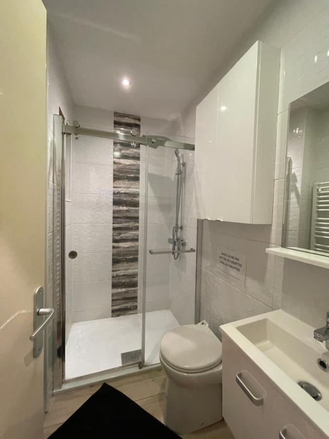 Rdc 1 - Chambre Meublee Au Coeur Du Centre Ville De Montluçon Zewnętrze zdjęcie