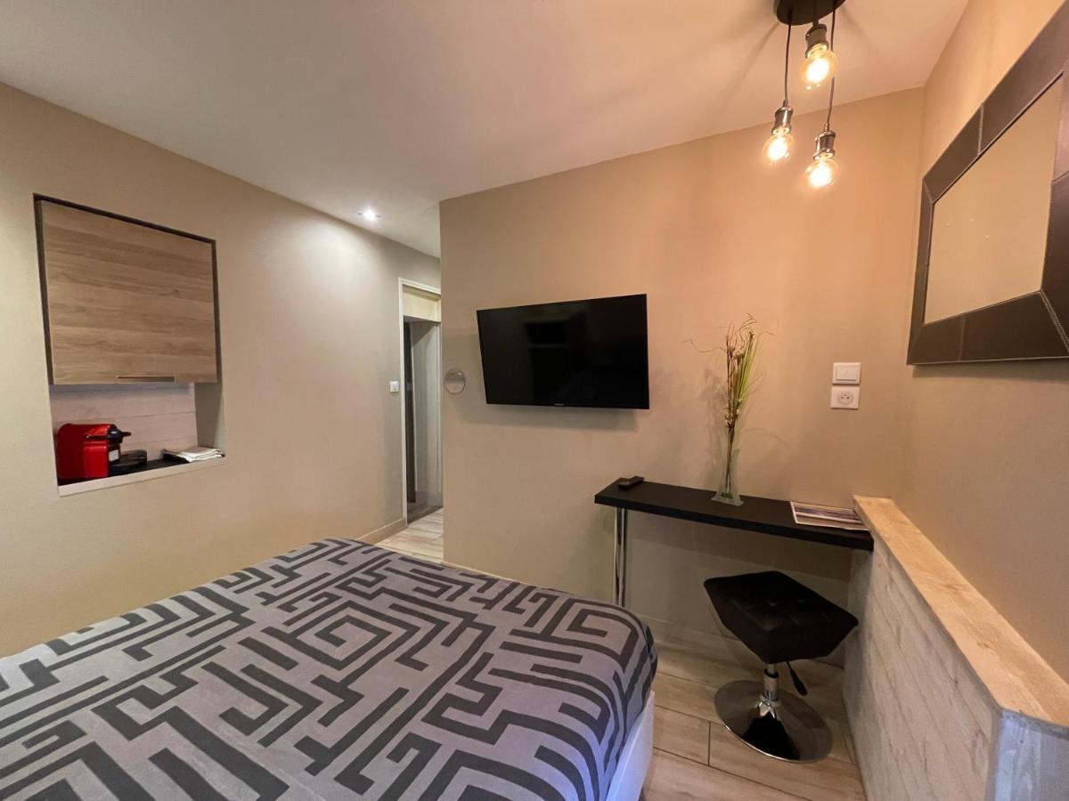 Rdc 1 - Chambre Meublee Au Coeur Du Centre Ville De Montluçon Zewnętrze zdjęcie